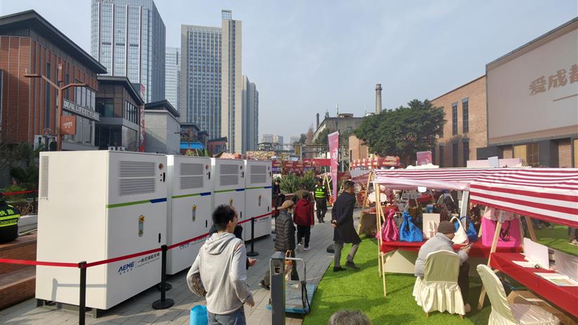 点亮新春烟火气，航微能源9×24小时“守护”村糖会